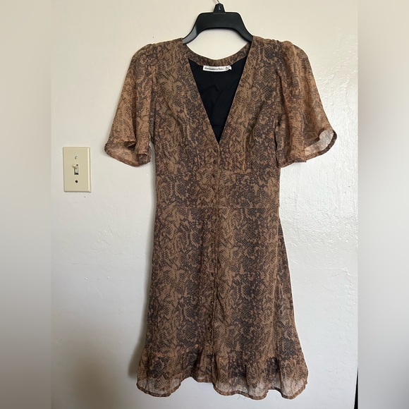 Abercrombie & Fitch Dresses & Skirts - Abercrombie & Fitch Snakeskin Dress